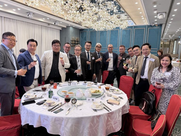 香港中小型企業總商會舉行「2026全國兩會精神分享會」　探討「十五五」規劃下中小企創新機遇　蕭勁樺出席