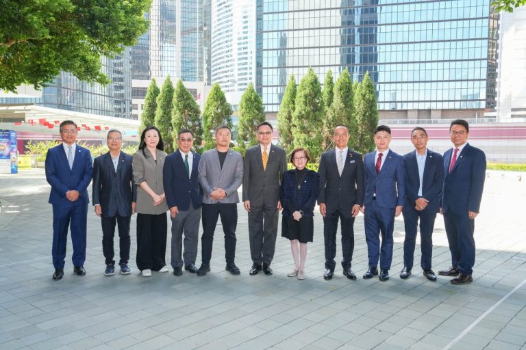 紡織及製衣界19名業界代表報名參選選委會界別分組選舉 10人爭取連任
