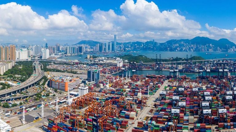 香港9月出口按年急升64.9% 創逾40年最大單月升幅